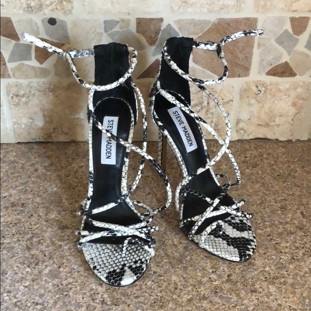Steve Madden black and white snake print heels